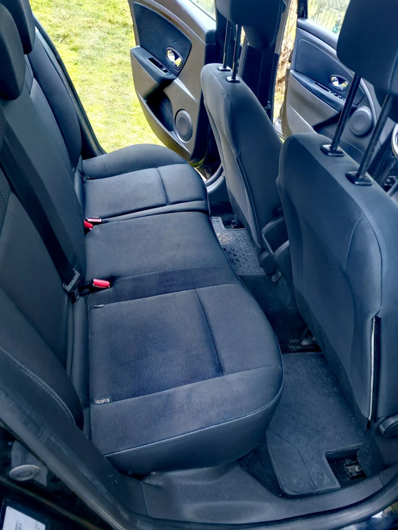 Renault Megane 1.5 dci 110, снимка 11 - Автомобили и джипове - 53144741