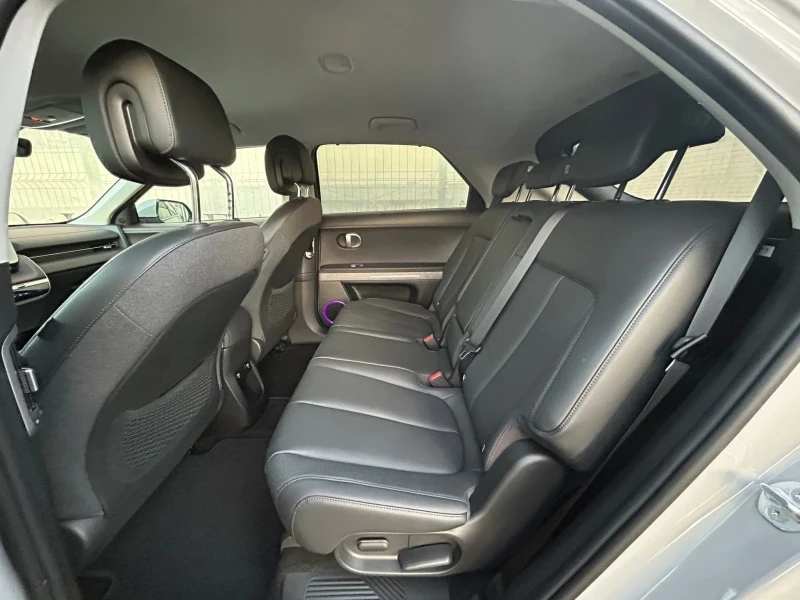 Hyundai Ioniq 5 UNIQ* 77.4KW* 325H.P.* AWD* ГАРАНЦИЯ, снимка 11 - Автомобили и джипове - 53260824