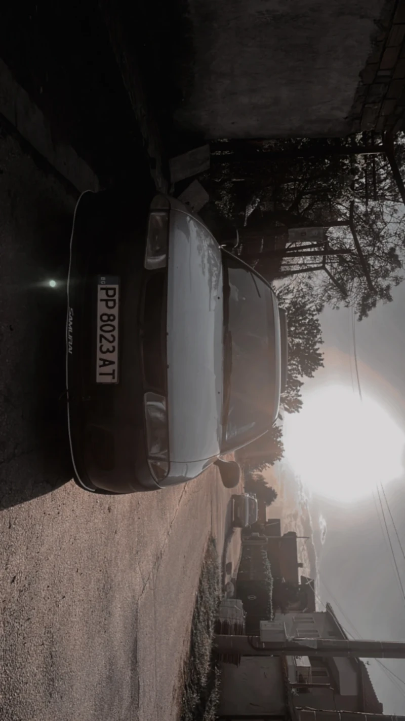 Mitsubishi Carisma, снимка 3 - Автомобили и джипове - 53275654