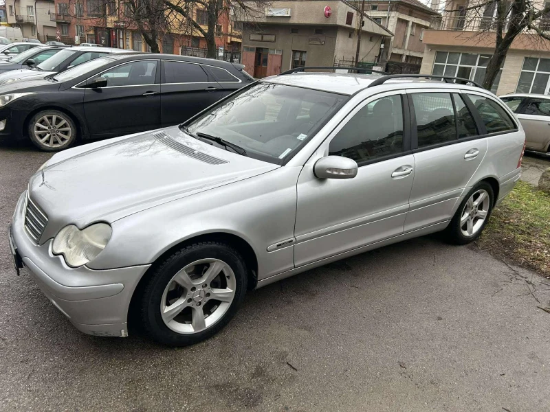 Mercedes-Benz C 200, снимка 5 - Автомобили и джипове - 53336745