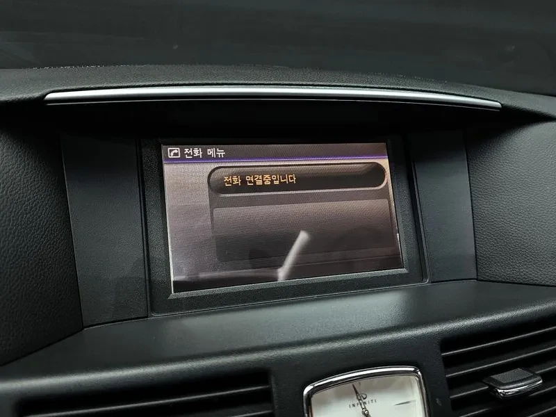 Infiniti M 37 3.7 - САМО 30% АВАНС, снимка 16 - Автомобили и джипове - 56285479