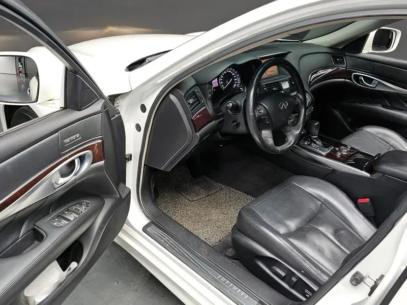 Infiniti M 37 3.7 - САМО 30% АВАНС, снимка 12 - Автомобили и джипове - 56285479