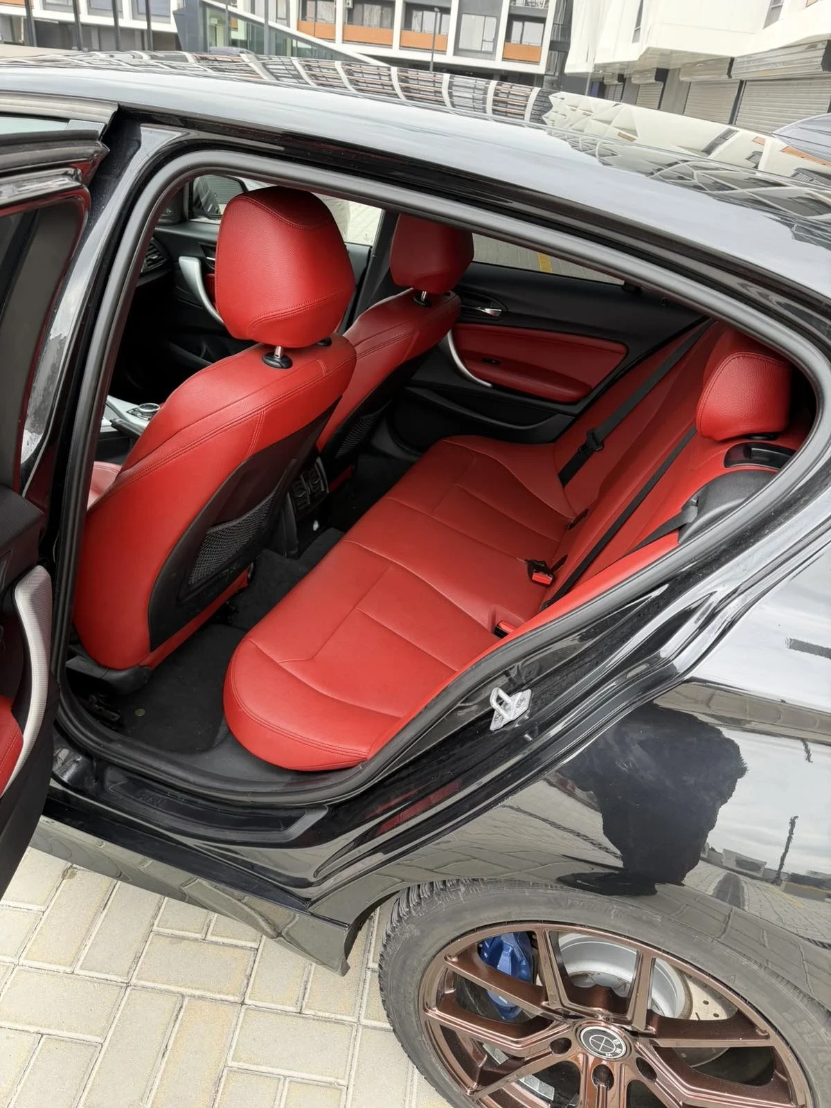 BMW M135 Бартер, снимка 17 - Автомобили и джипове - 53381356