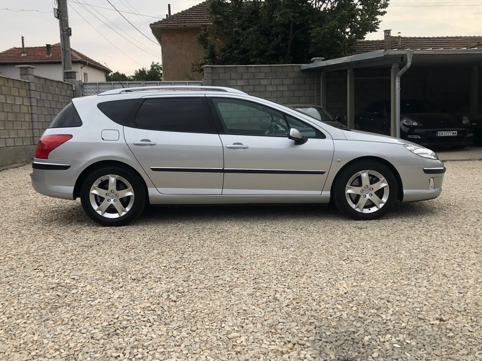 Peugeot 407 3.0 V6 NAVI PANORAMA ШВЕЙЦАРИЯ - изображение 6