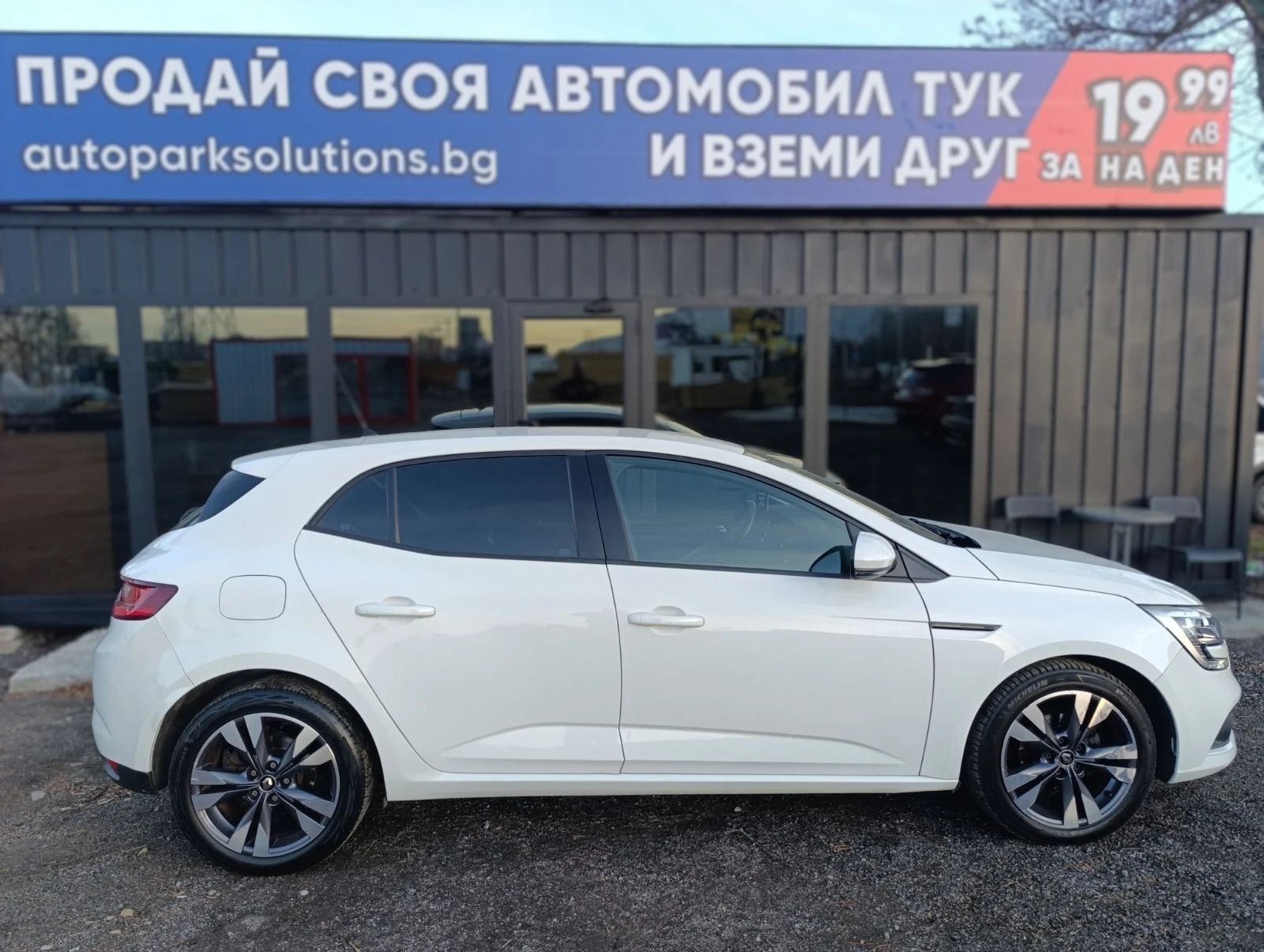 Renault Megane 1.5dCI - изображение 8