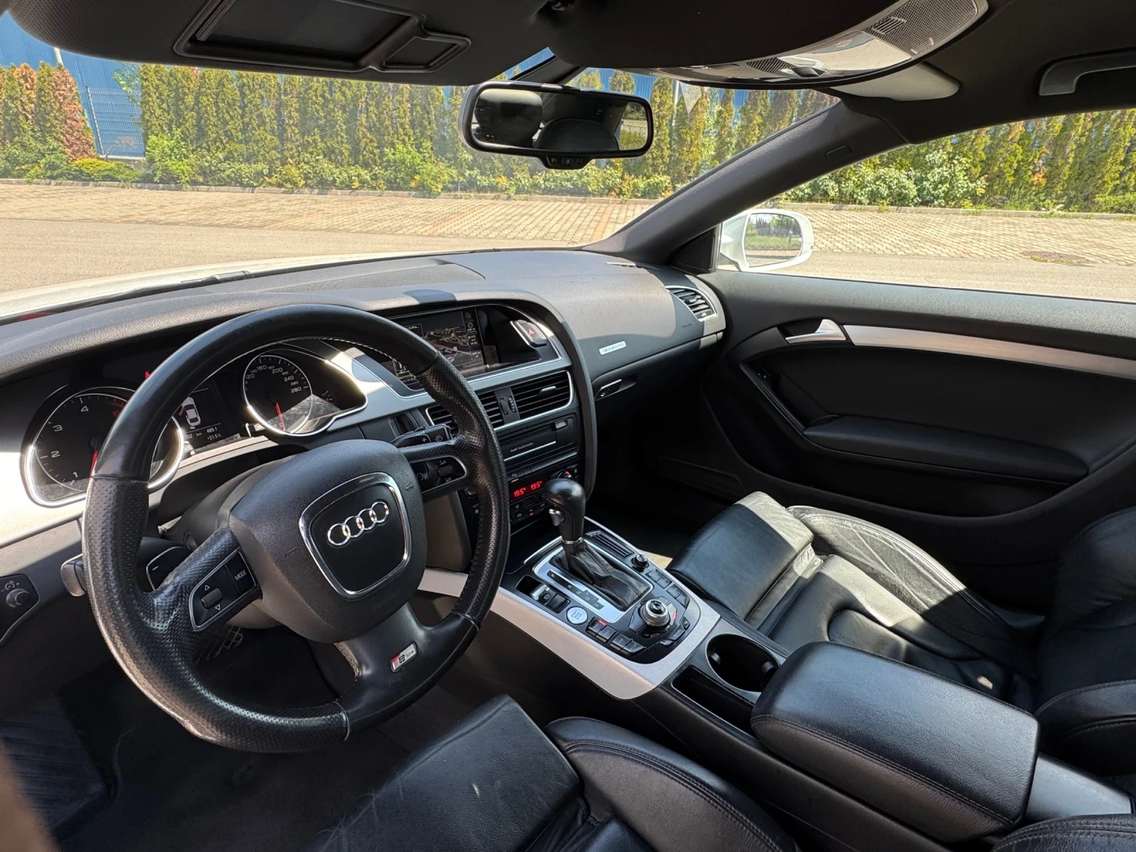Audi A5 3.0TDI-239k.с.  S-LINE 4x4 - изображение 9