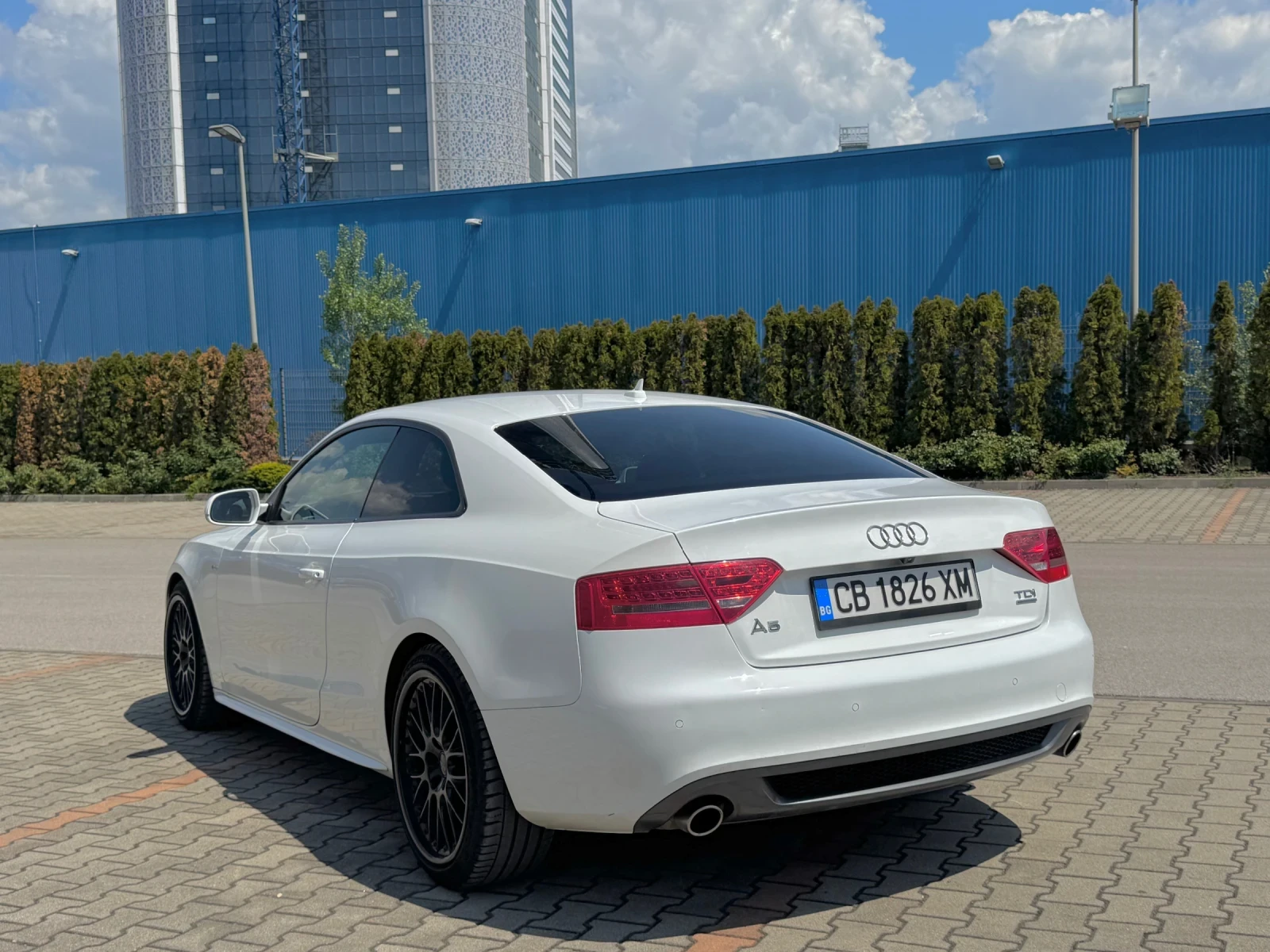 Audi A5 3.0TDI-239k.с.  S-LINE 4x4 - изображение 6