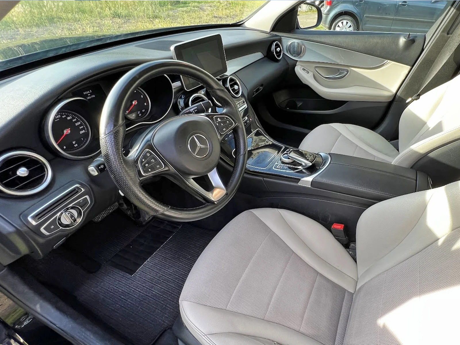 Mercedes-Benz C 220 AMG / BURMESTER / FULL LED / CAM - изображение 3