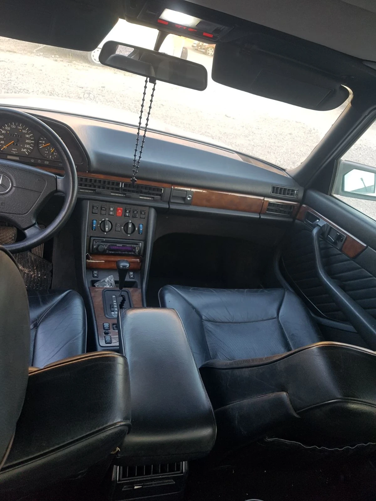 Mercedes-Benz 126 300sel - изображение 2