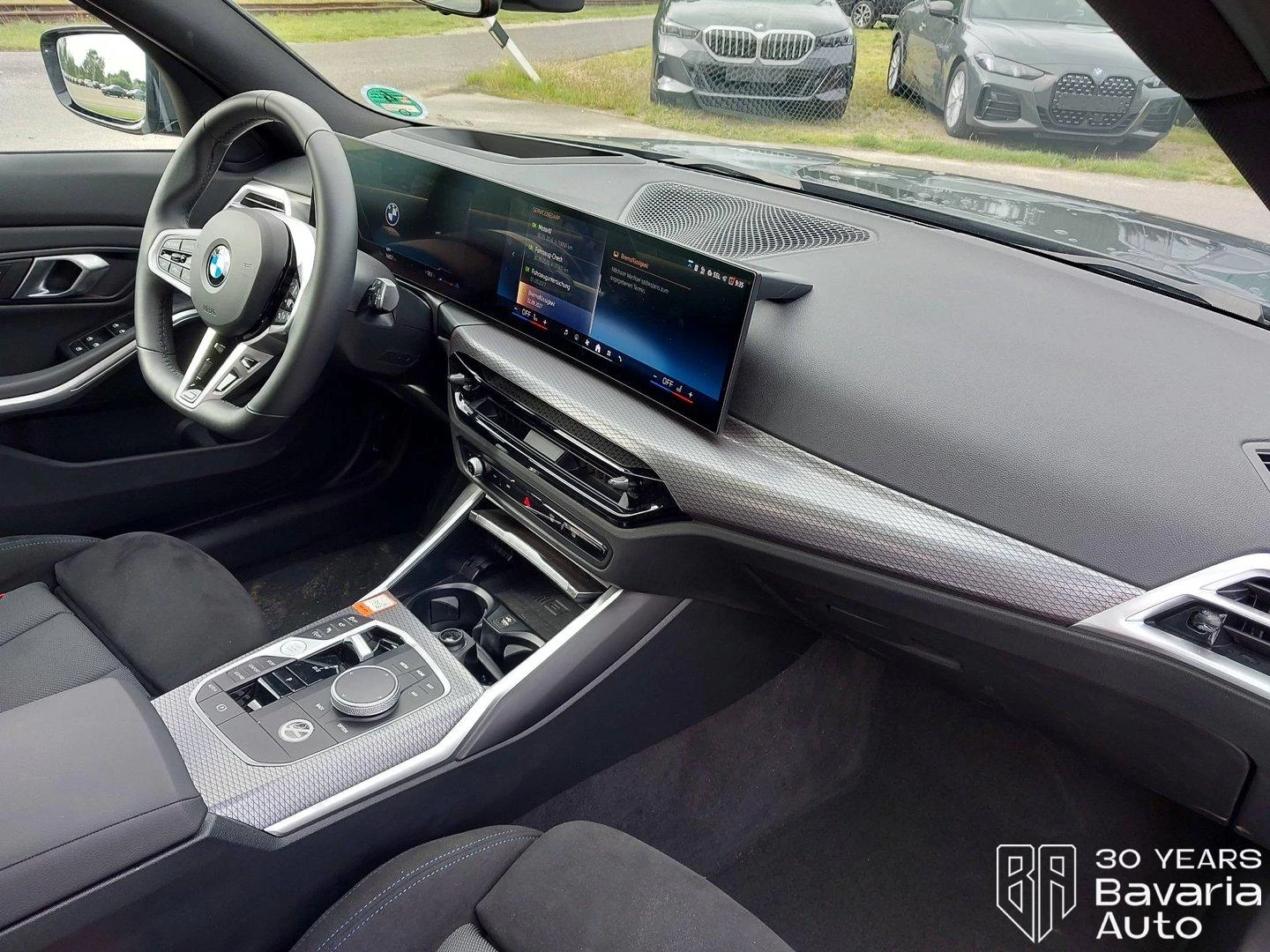 BMW 330 i xDrive Touring M Sport Paket - изображение 7