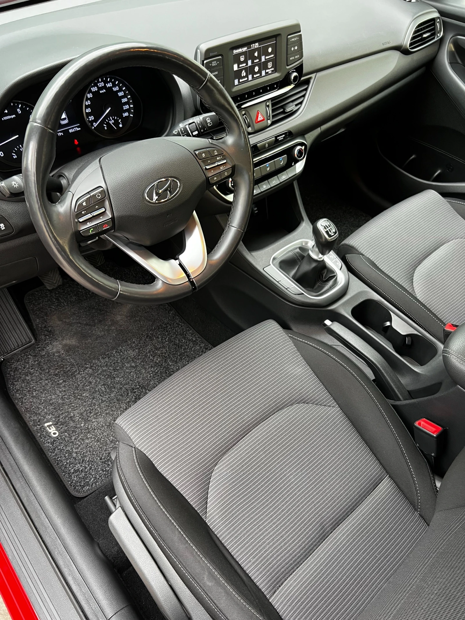 Hyundai I30 1.4 Select - изображение 10