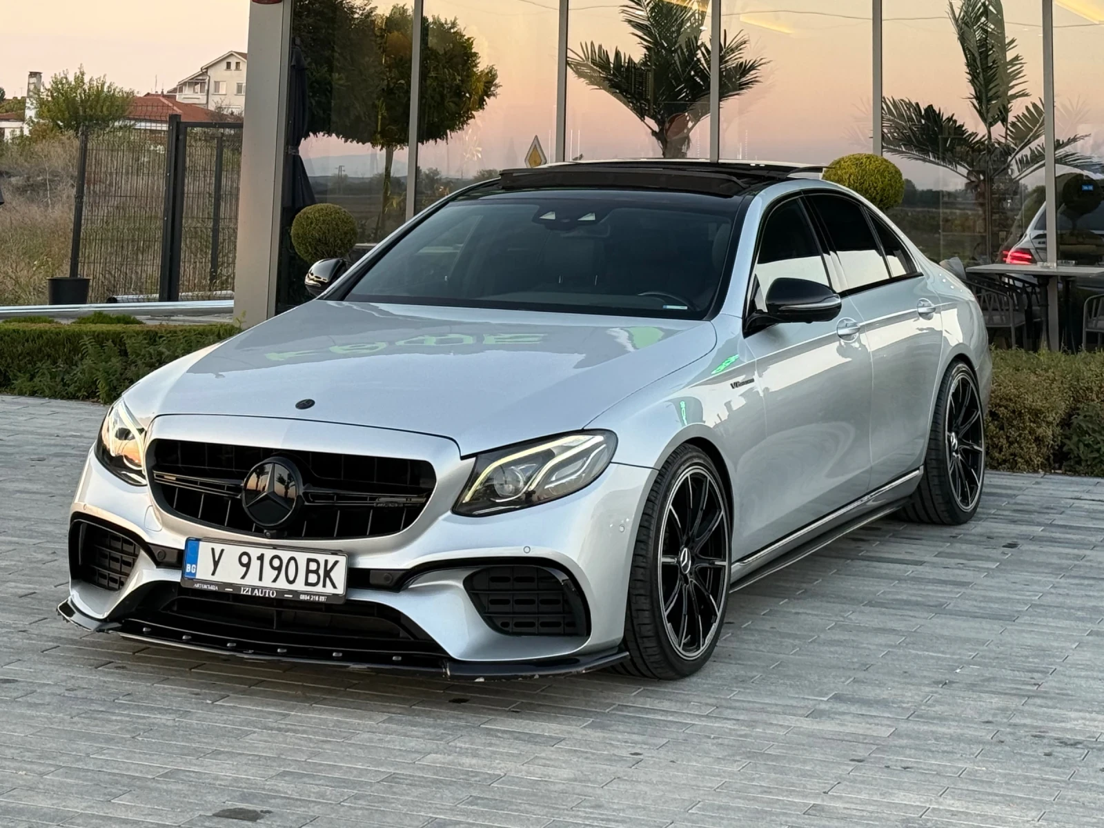 Mercedes-Benz E 220 AMG Pano/HeadUp/Burmester/Memory/360 | Mobile.bg   3