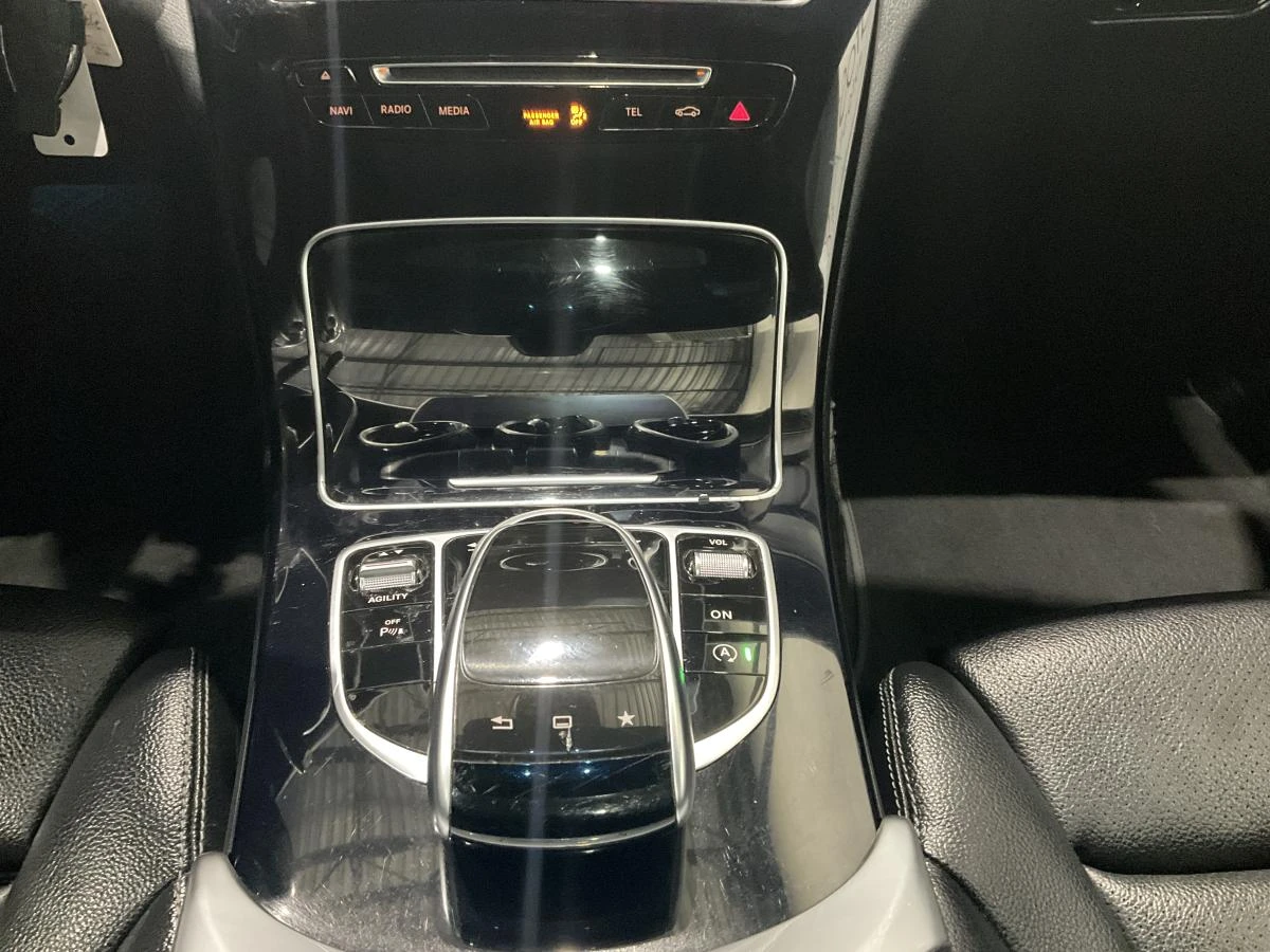 Mercedes-Benz C 450 AMG  - изображение 10