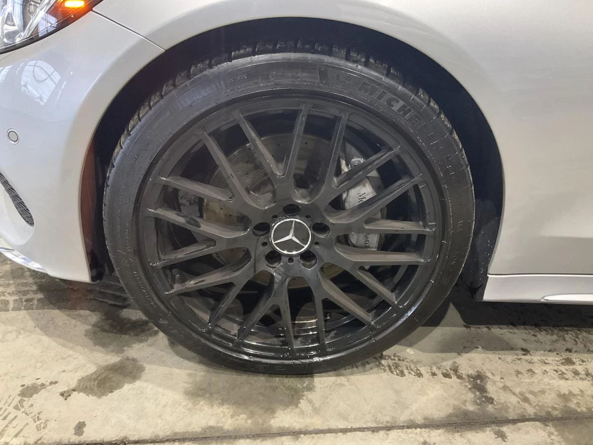 Mercedes-Benz C 450 AMG  - изображение 4