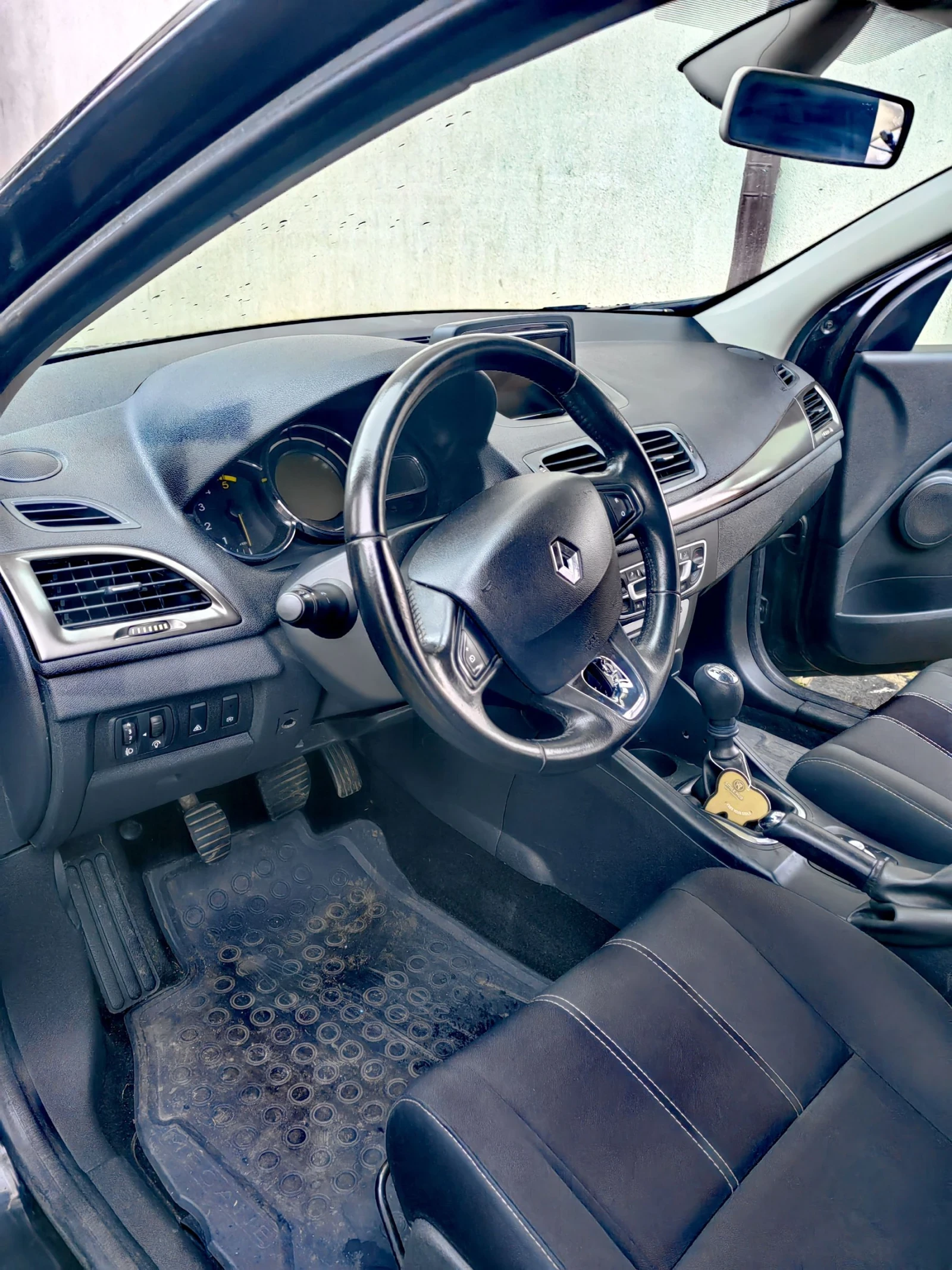 Renault Megane 1.5 dci 110 - изображение 7