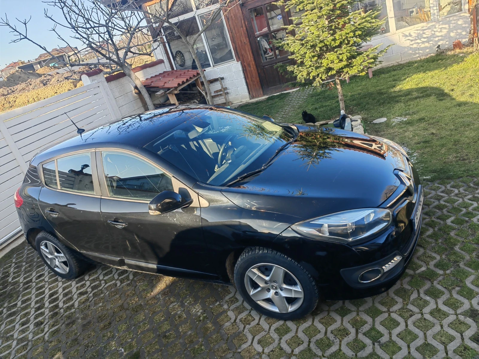 Renault Megane 1.5 dci 110 - изображение 2