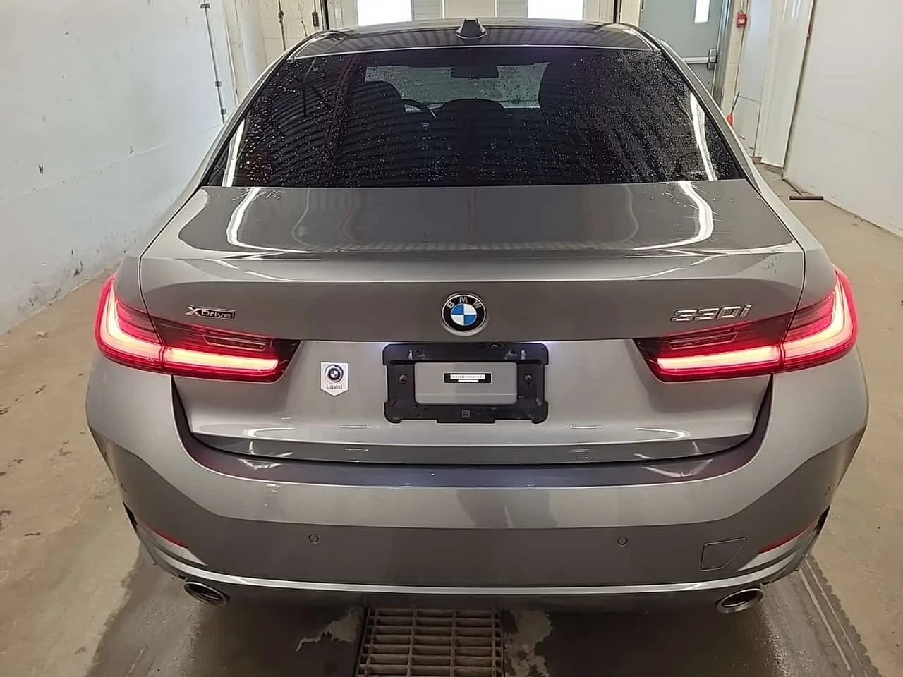 BMW 330 xDrive * Laser * Без инциденти * CARFAX *  - изображение 6