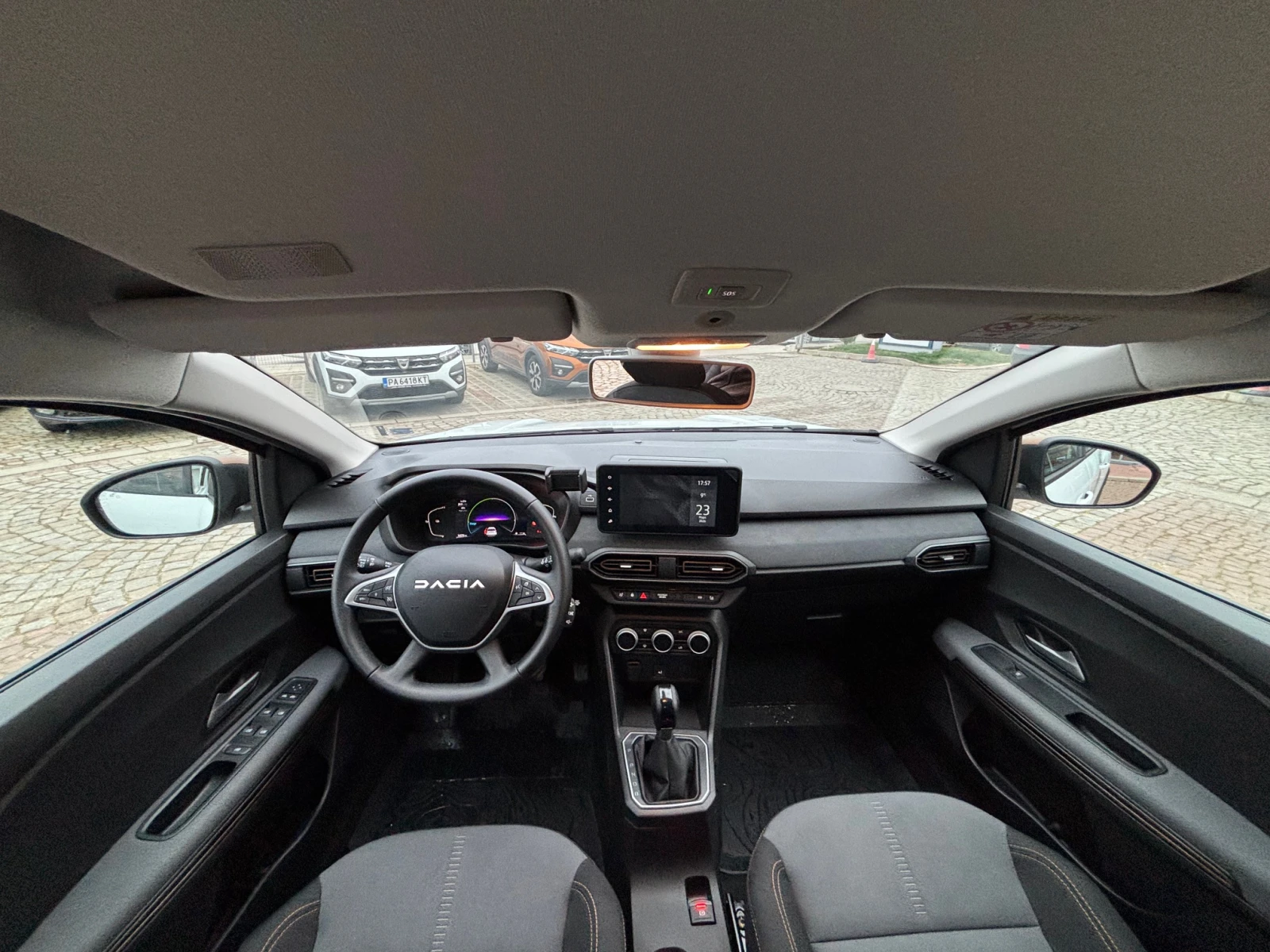 Dacia Jogger HYBRID 140 | Mobile.bg � ����������� 16