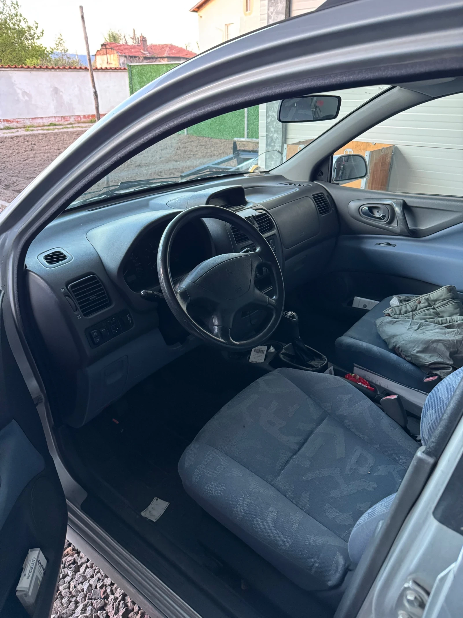 Mitsubishi Space star 1.8 gdi, снимка 6 - Автомобили и джипове - 54041040