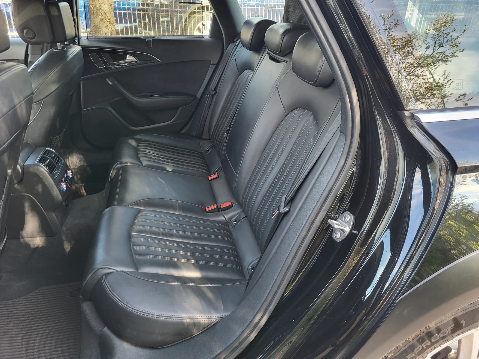 Audi A6 Allroad 3.0 TDI QUATTRO 272 KC, снимка 12 - Автомобили и джипове - 54113838