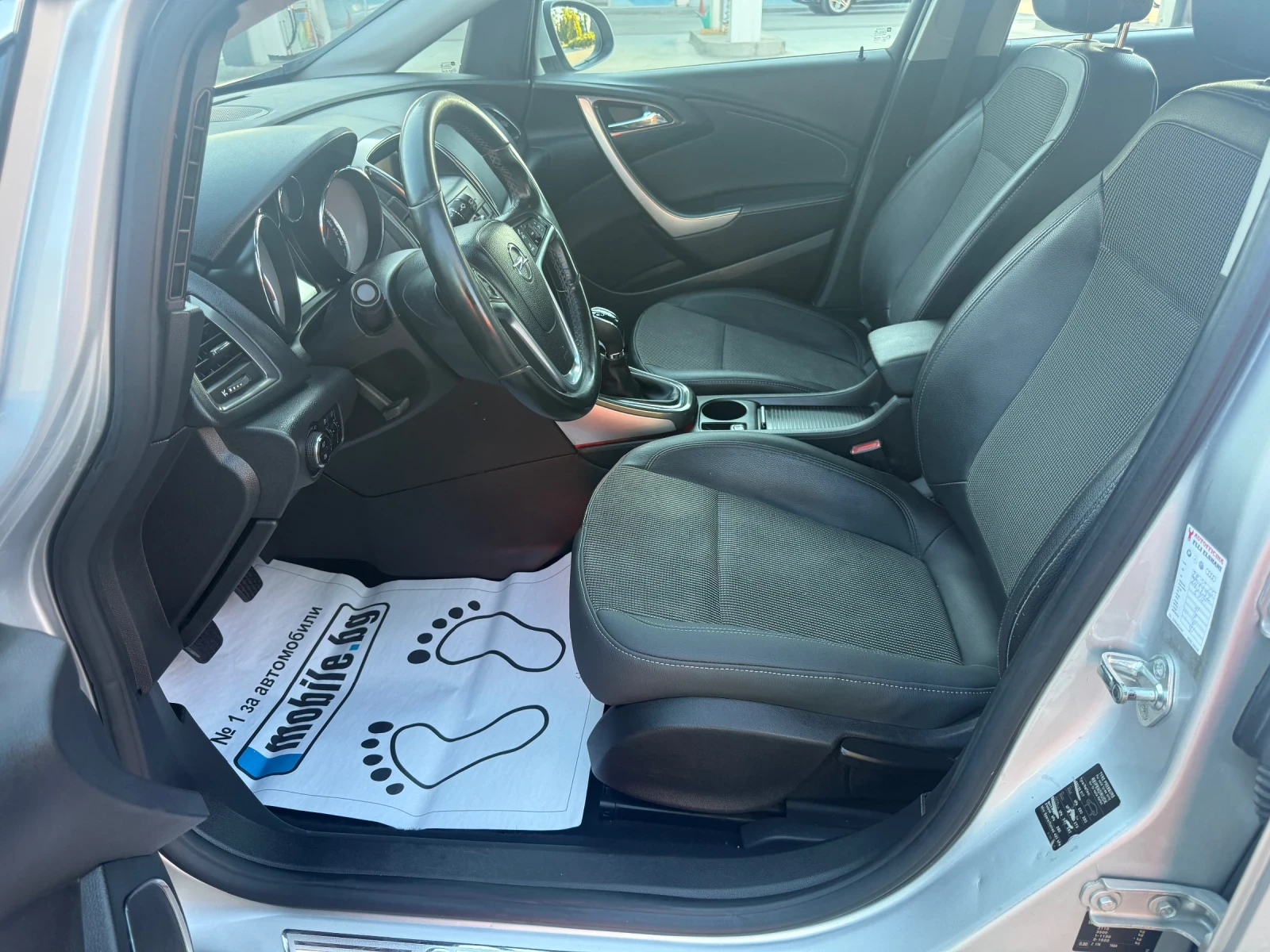 Opel Astra 1.7 CDTI 125 k.c, снимка 9 - Автомобили и джипове - 54596811