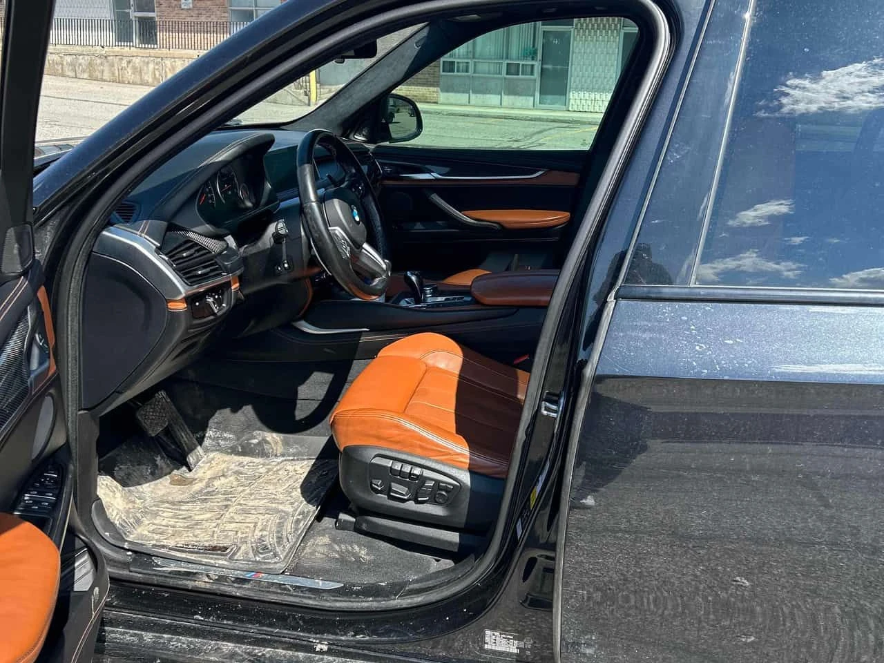 BMW X5M | 360| HAR/KAR| ПАНО| ПОДГРЕВ| КЛИП+ ГУМИ И ДЖАНТИ, снимка 9 - Автомобили и джипове - 54694089