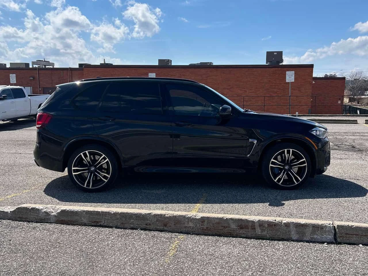 BMW X5M | 360| HAR/KAR| ПАНО| ПОДГРЕВ| КЛИП+ ГУМИ И ДЖАНТИ, снимка 5 - Автомобили и джипове - 54694089