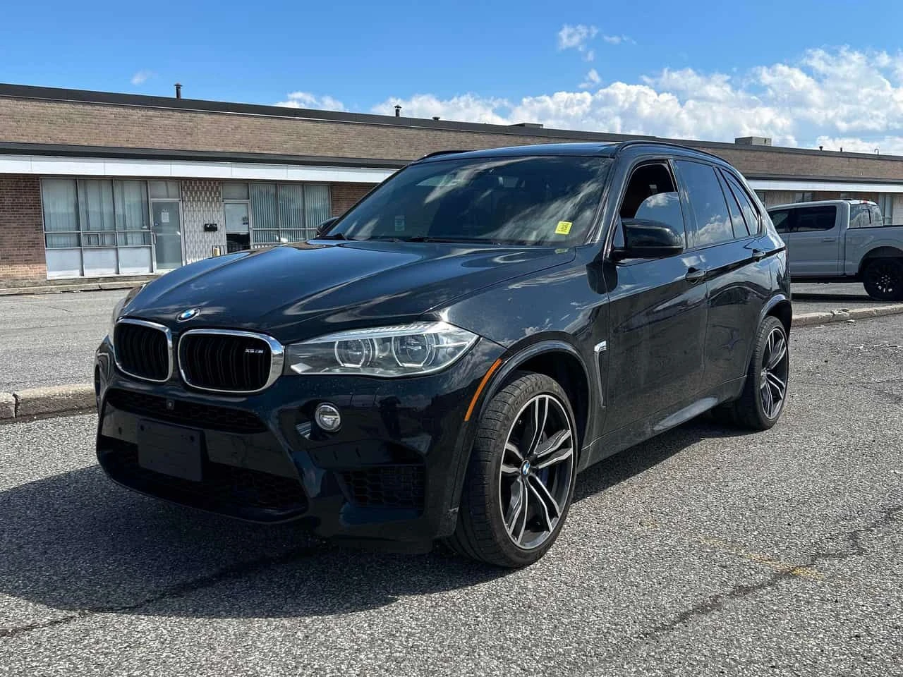 BMW X5M | 360| HAR/KAR| ПАНО| ПОДГРЕВ| КЛИП+ ГУМИ И ДЖАНТИ