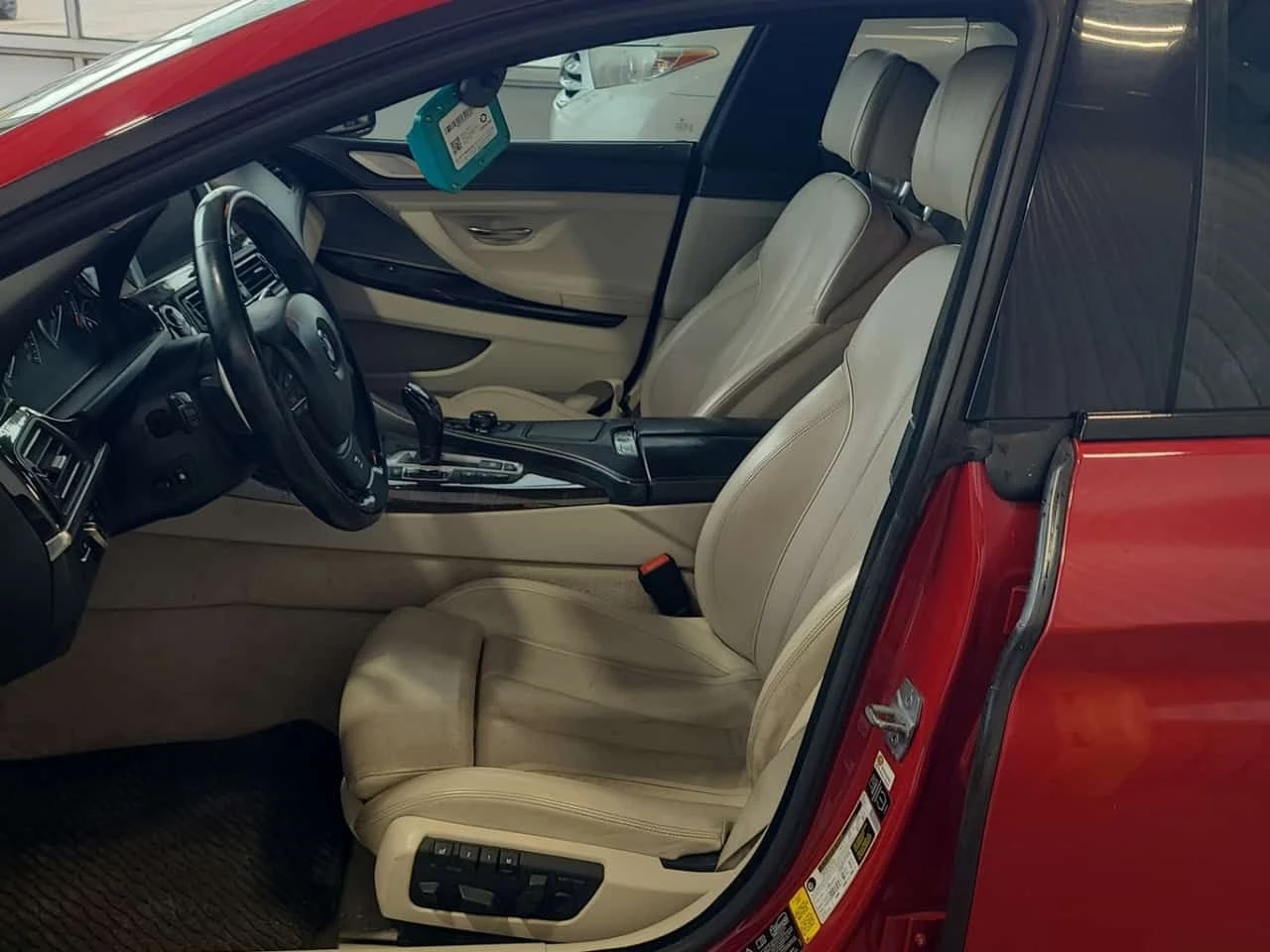 BMW 650 М ПАКЕТ/650I XDRIVE/СARFAX/ШИБЕДАХ/ПОДГРЕВ/+ ГУМИ, снимка 5 - Автомобили и джипове - 55065446