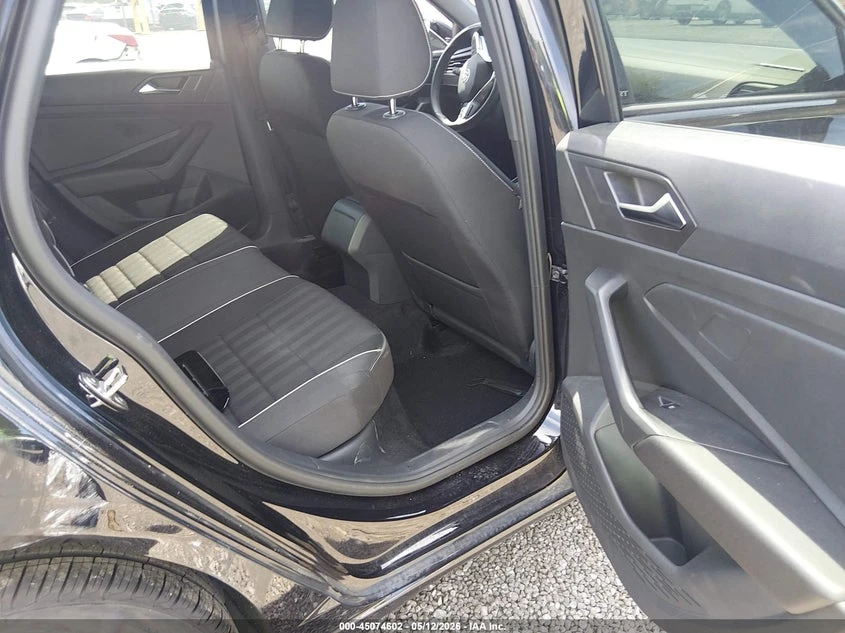 VW Jetta 1.5l Volkswagen 1.5T Sport, снимка 8 - Автомобили и джипове - 55381382