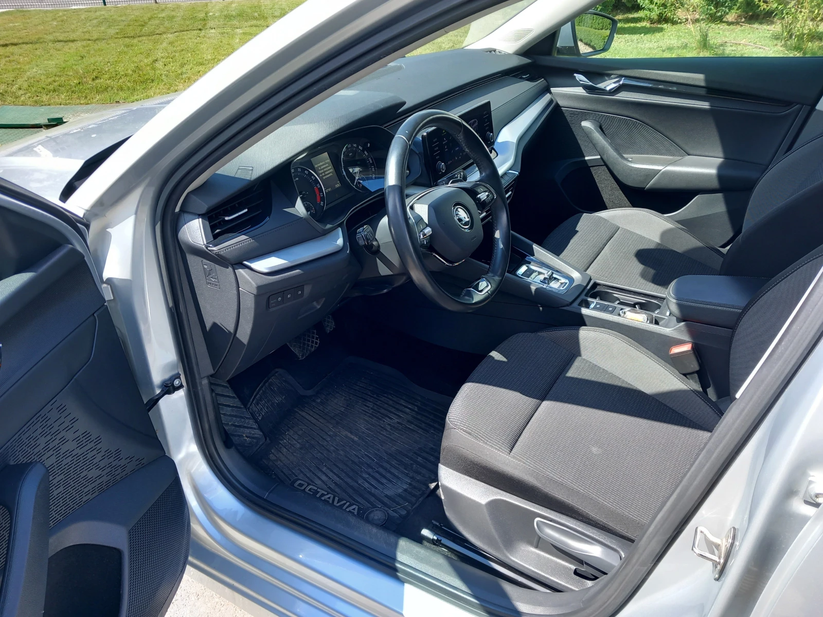 Skoda Octavia 2.0 TDI/7DSG, снимка 6 - Автомобили и джипове - 55412798