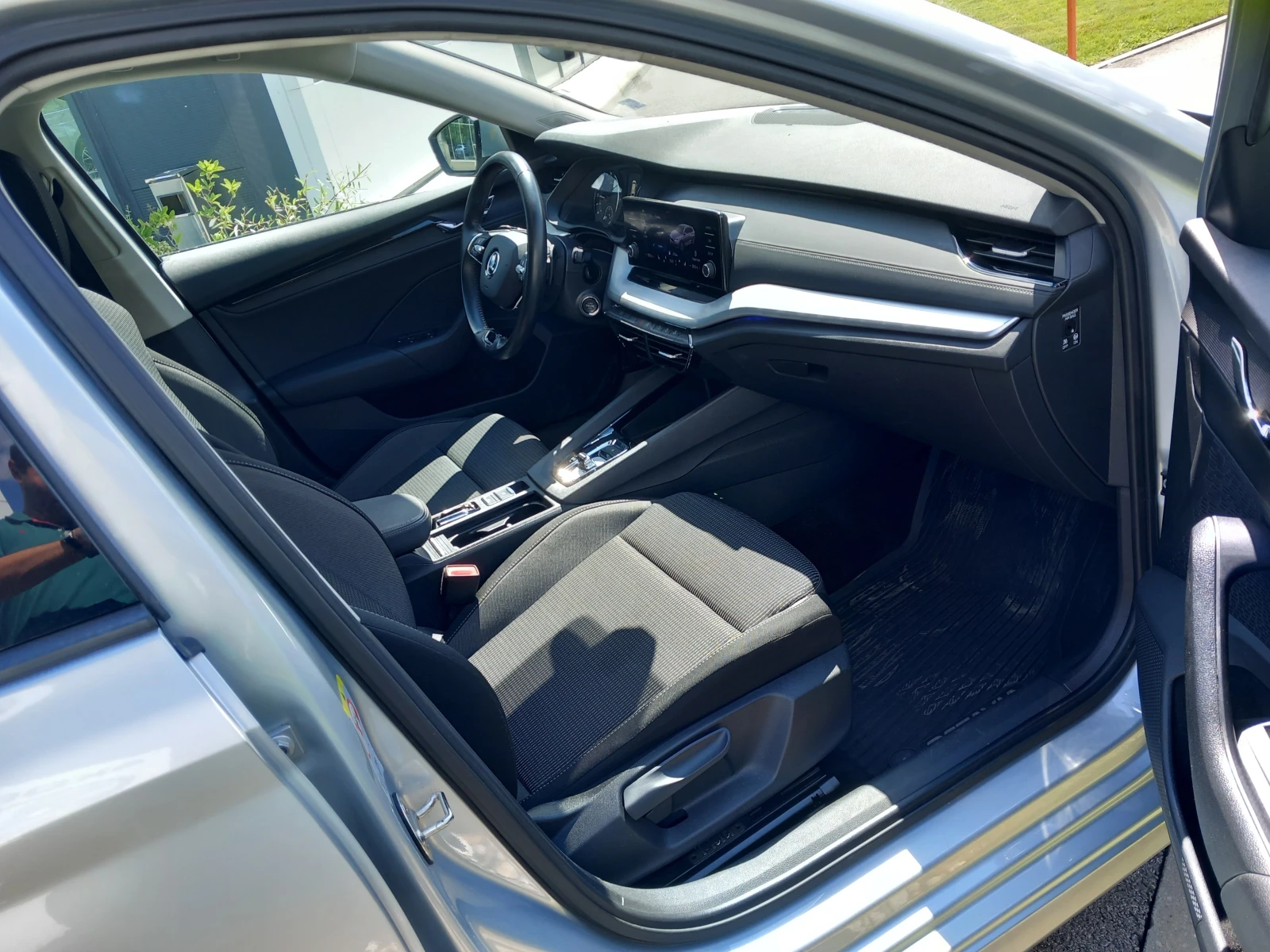 Skoda Octavia 2.0 TDI/7DSG, снимка 8 - Автомобили и джипове - 55412798