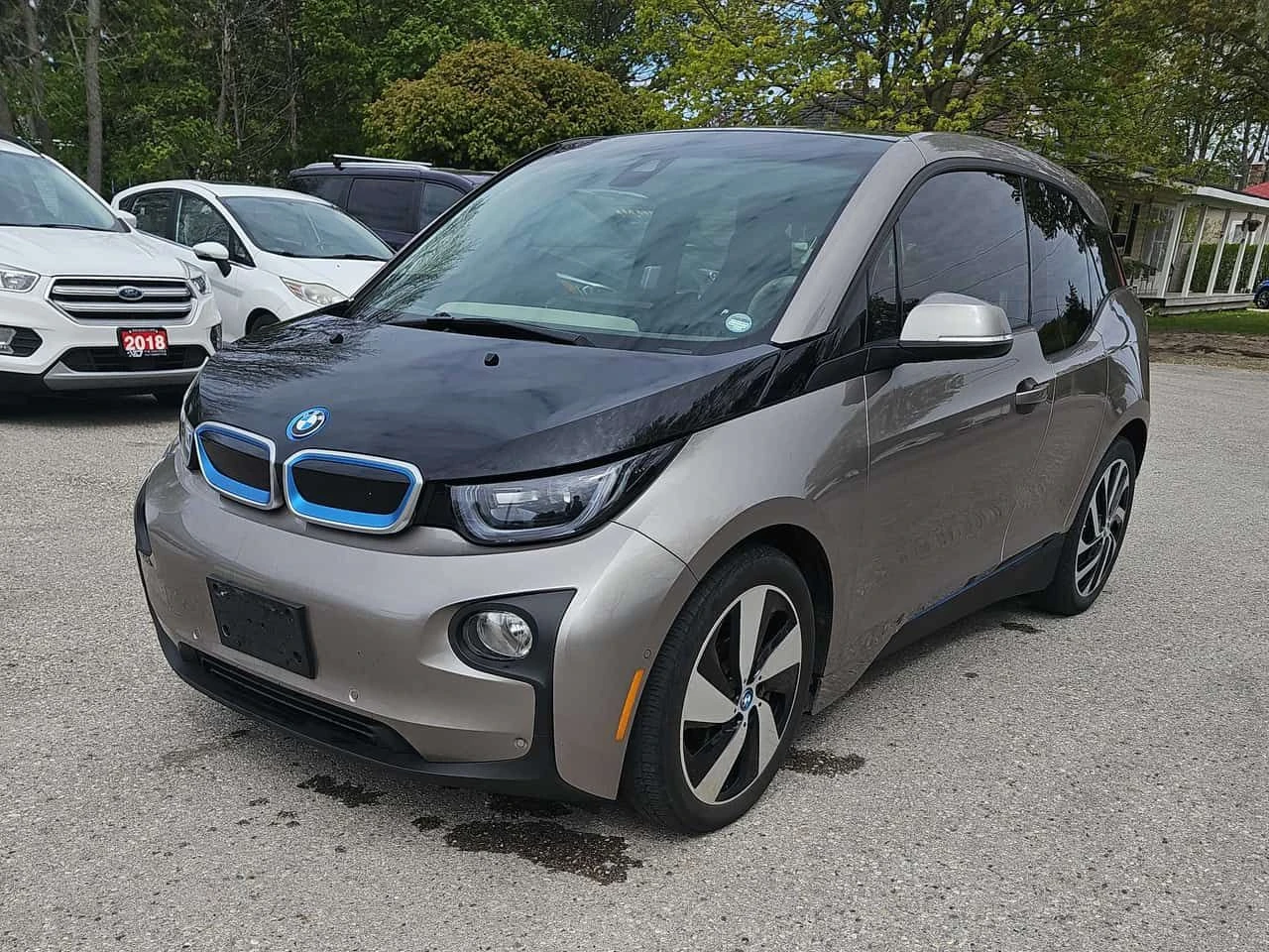 BMW i3 * 4dr HB * CARFAX * ����� �� ����������� | Mobile.bg � ����������� 1
