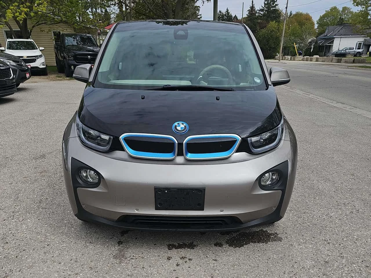BMW i3 * 4dr HB * CARFAX * ����� �� ����������� | Mobile.bg � ����������� 6