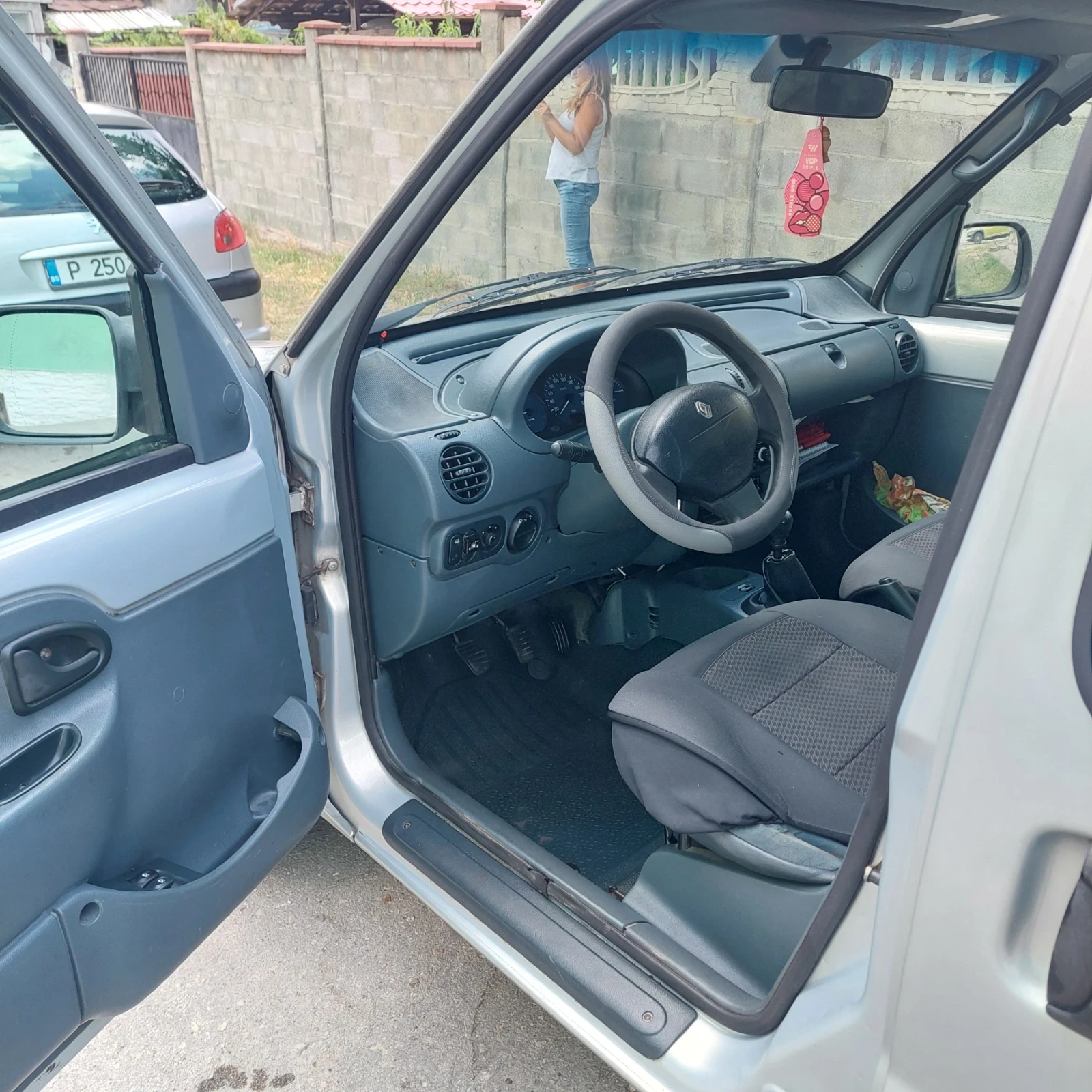 Renault Kangoo, снимка 4 - Автомобили и джипове - 55623214