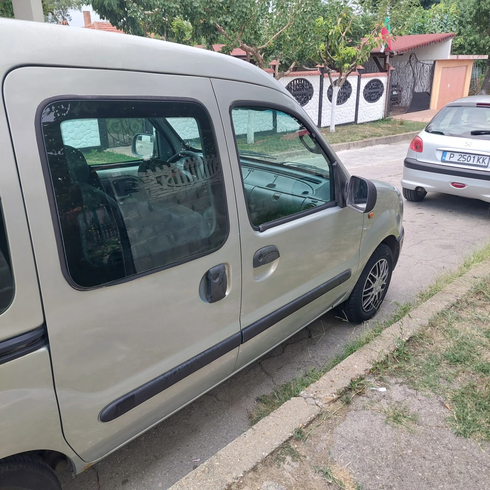 Renault Kangoo, снимка 16 - Автомобили и джипове - 55623214