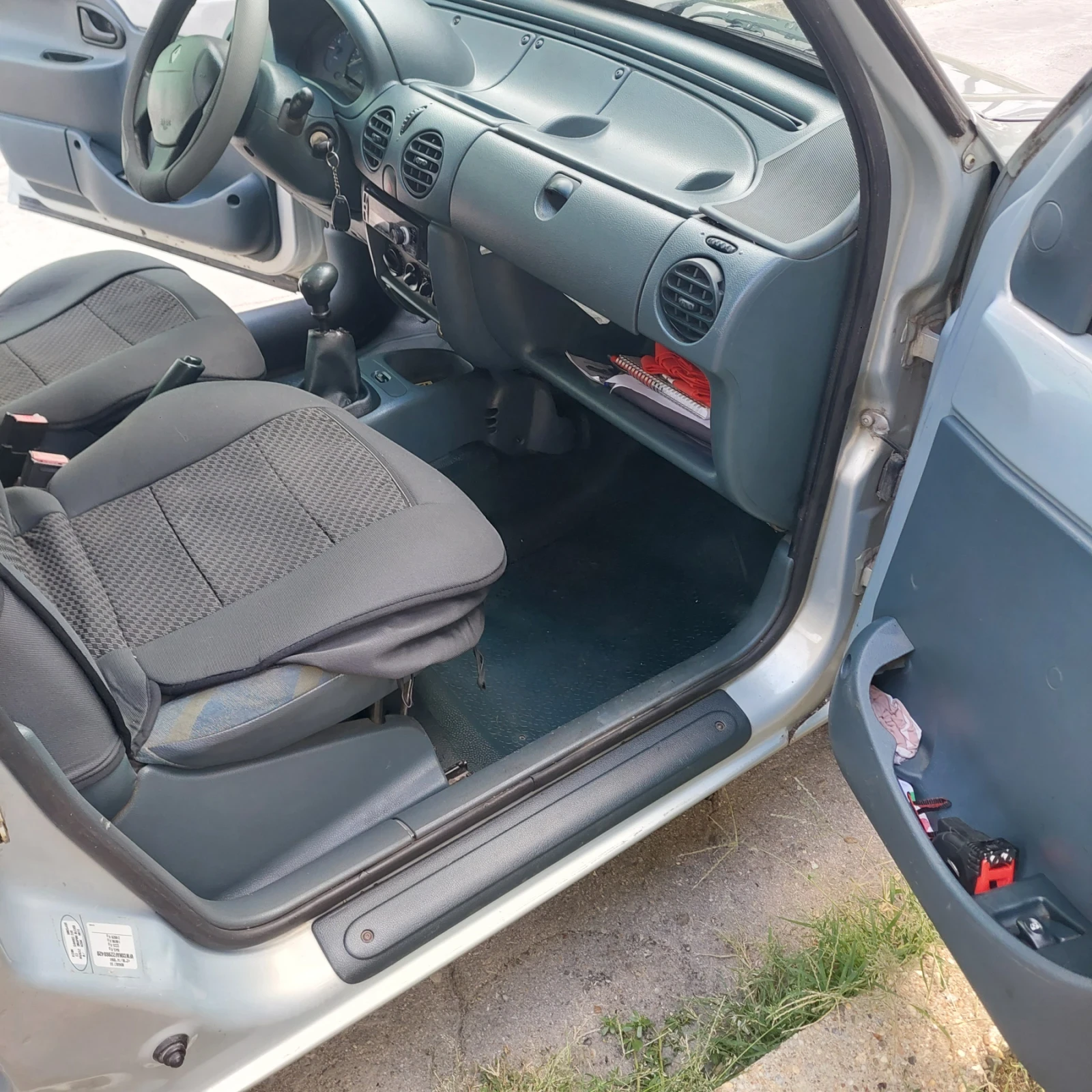 Renault Kangoo, снимка 8 - Автомобили и джипове - 55623214