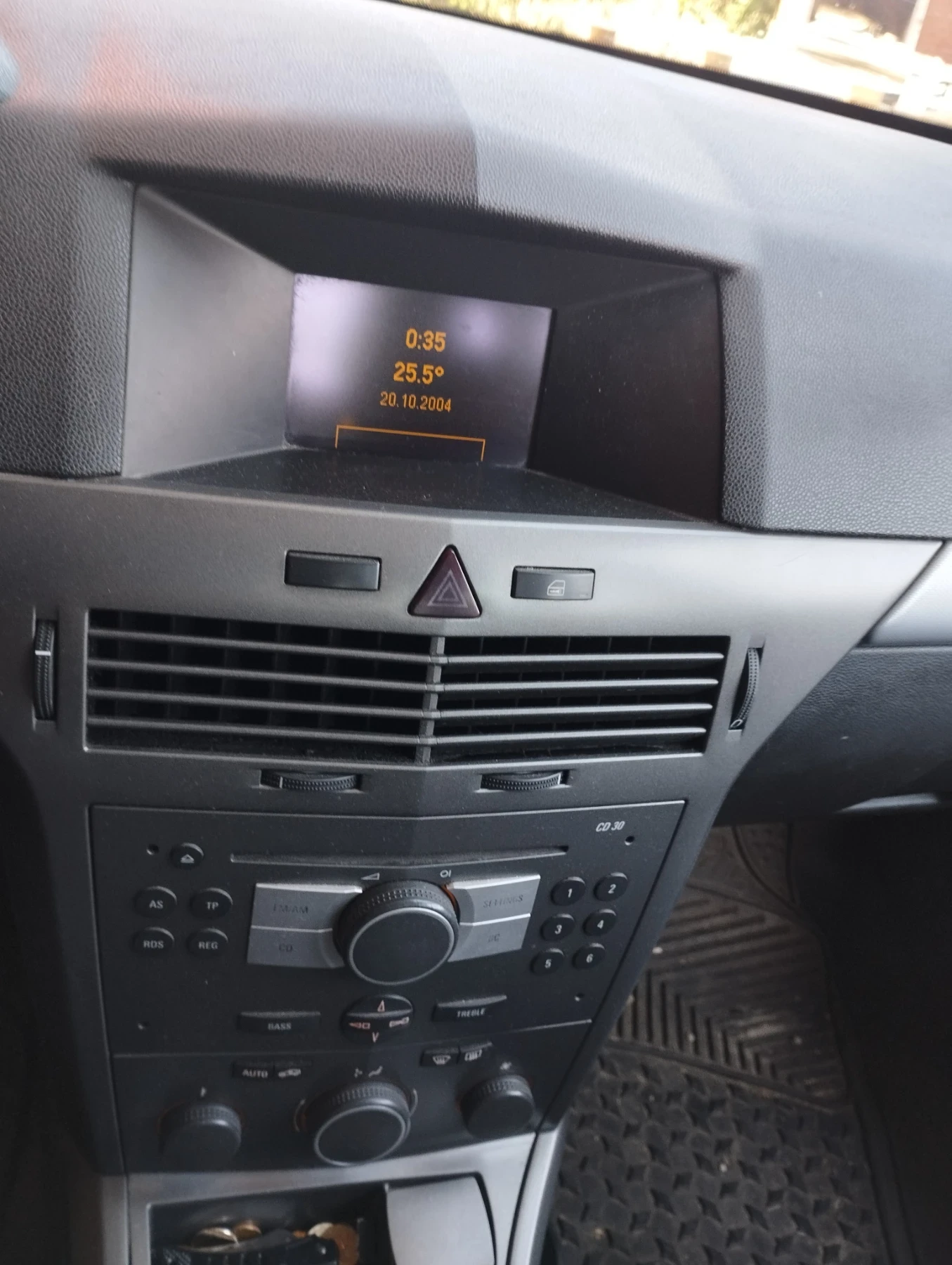 Opel Astra, снимка 17 - Автомобили и джипове - 56041845
