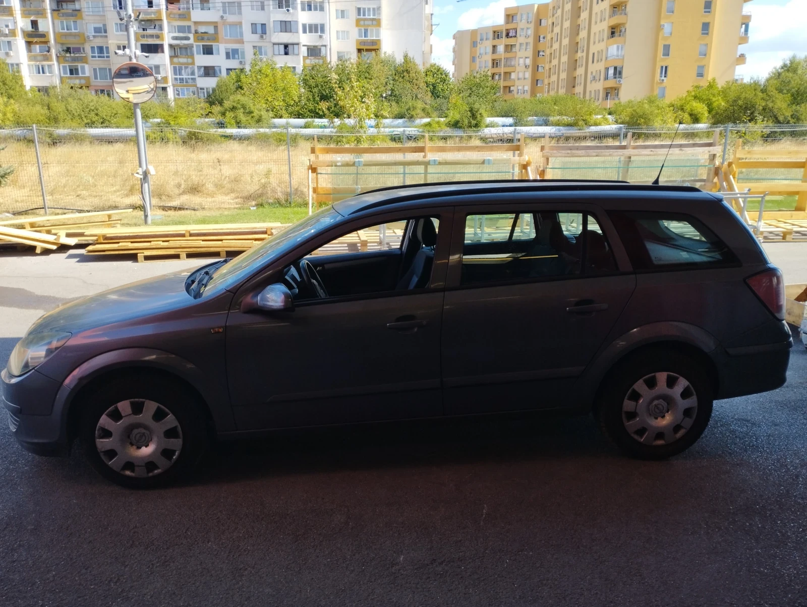 Opel Astra, снимка 4 - Автомобили и джипове - 56041845