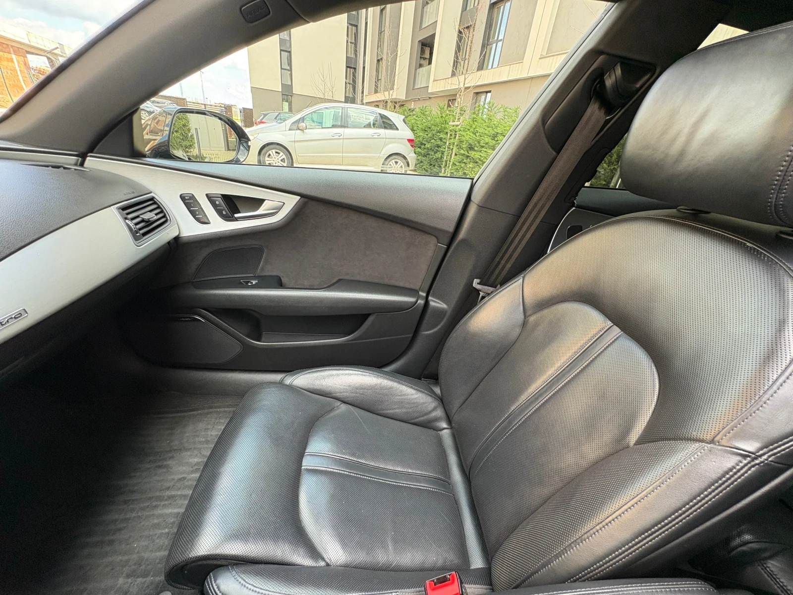 Audi A7, снимка 12 - Автомобили и джипове - 56172386