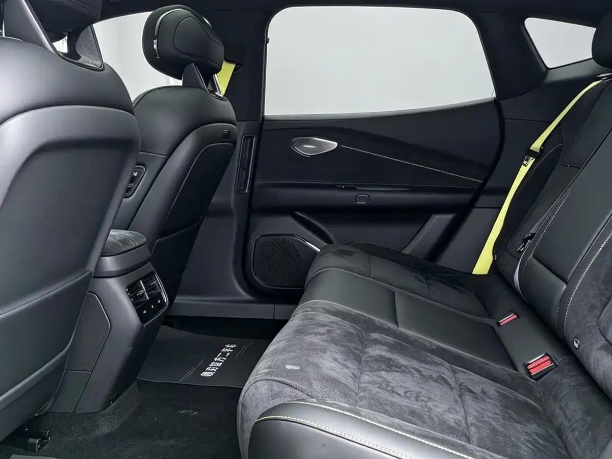 LynkCo 10 EM-P 2025 Facelift 240 AWD Ultra Sport Edition | Mobile.bg � ����������� 9