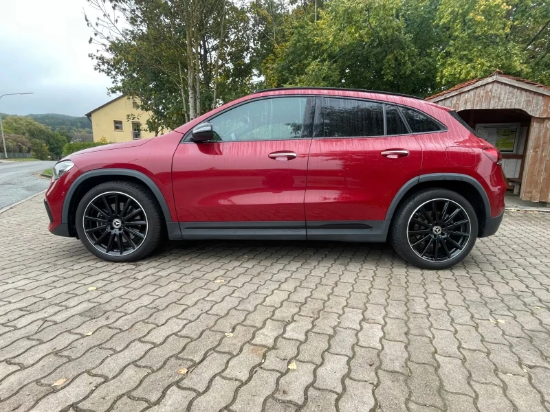 Mercedes-Benz GLA 220 d 4Matic, снимка 4 - Автомобили и джипове - 7934579