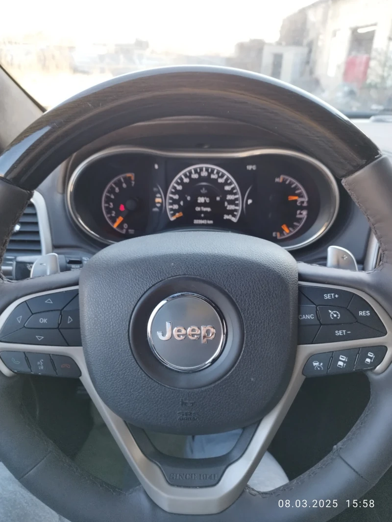 Jeep Grand cherokee SUMMIT, снимка 10 - Автомобили и джипове - 49415275