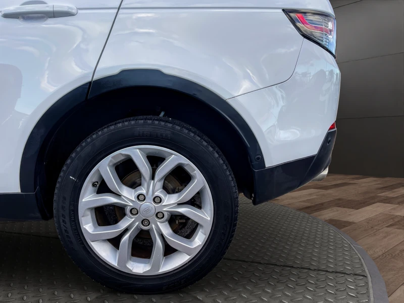 Land Rover Discovery Sport 2.0 TD4 HSE AWD  , снимка 16 - Автомобили и джипове - 52614434