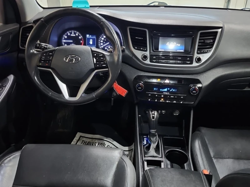 Hyundai Tucson * SE * CARFAX * , снимка 8 - Автомобили и джипове - 52741433