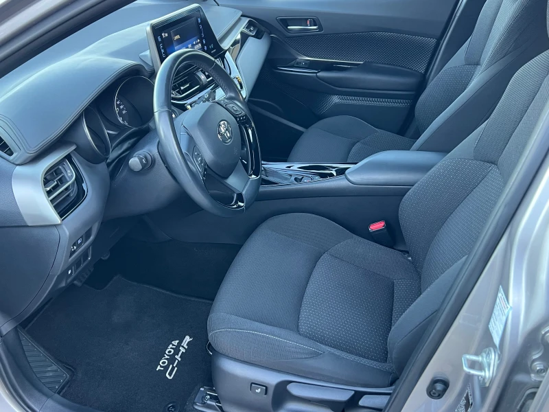 Toyota C-HR 1.8HYBRID, DISTR, CAMERA, KEY-GO, 92000км-КАТО НОВ, снимка 8 - Автомобили и джипове - 52938457