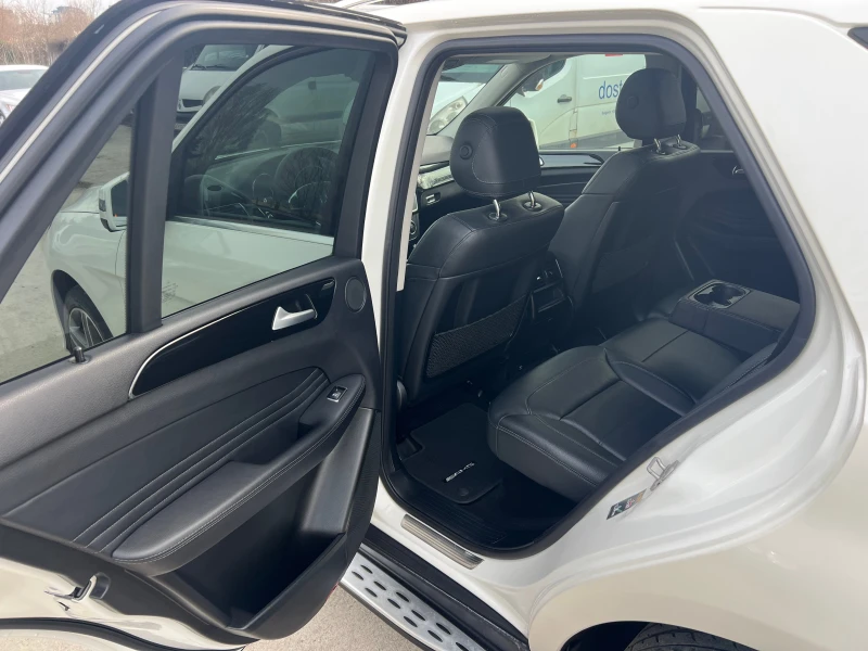 Mercedes-Benz GLE 250 AMG 4Matic, снимка 11 - Автомобили и джипове - 53452934