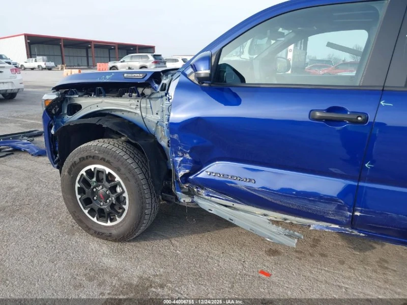 Toyota Tacoma 2.4l Hybrid Trd Off Road, снимка 6 - Автомобили и джипове - 53455660