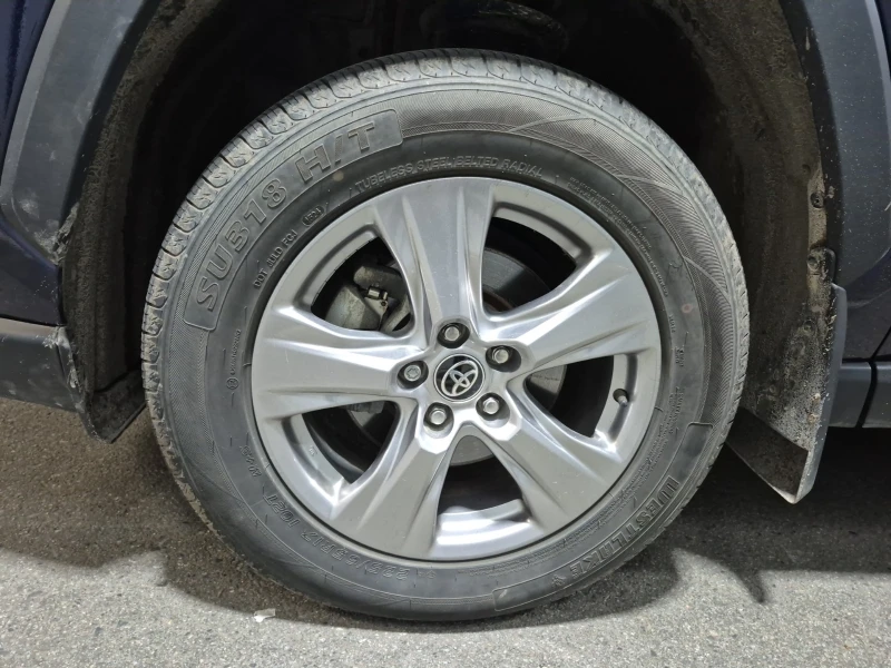 Toyota Rav4 2.5| 4x4| ПОДГРЕВ НА ВОЛАНА| PANORAMA| CARFAX, снимка 5 - Автомобили и джипове - 53457895