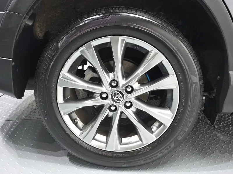 Toyota Rav4, снимка 5 - Автомобили и джипове - 54763625